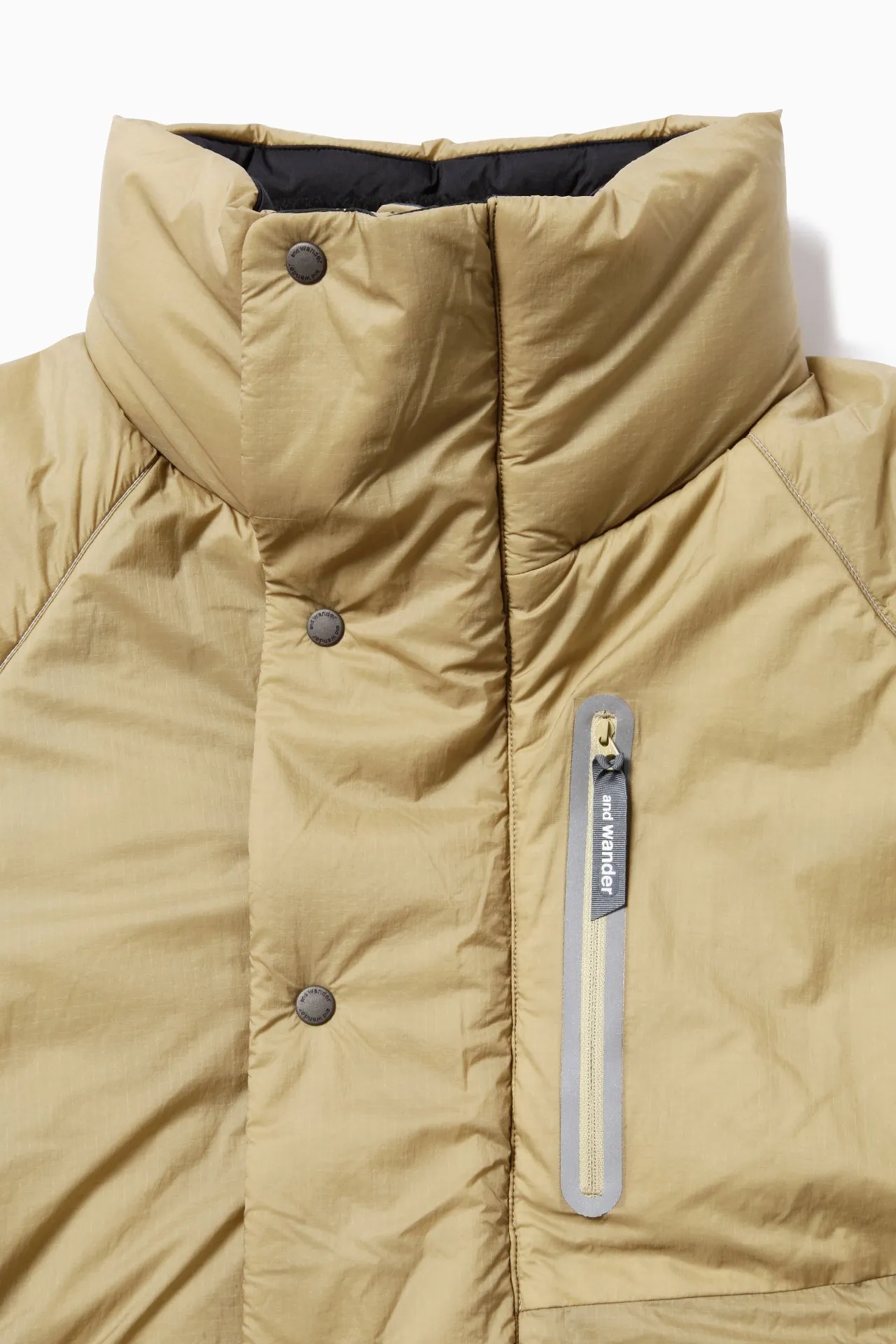 And Wander - PRIMALOFT Rip Coat - Beige