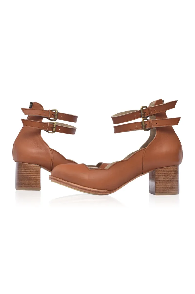 Lily Valley Leather Heels in Vintage Camel