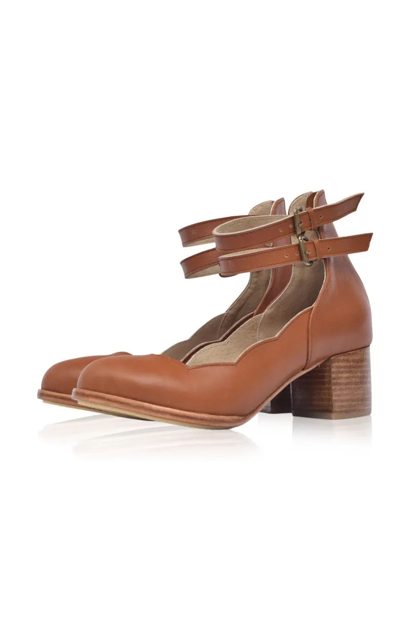 Lily Valley Leather Heels in Vintage Camel