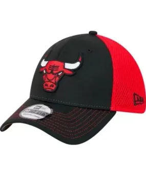 New Era Men's NBA Chicago Bulls Active Tech Neo Flex 39THIRTY Flex Hat