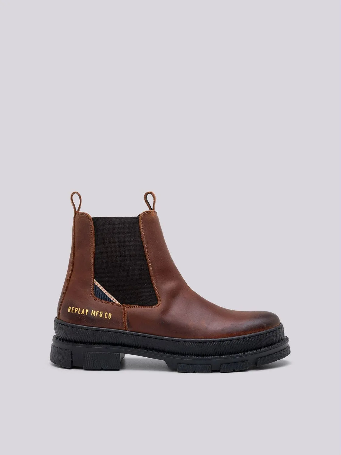 VEGA LEATHER CHELSEA BOOTS