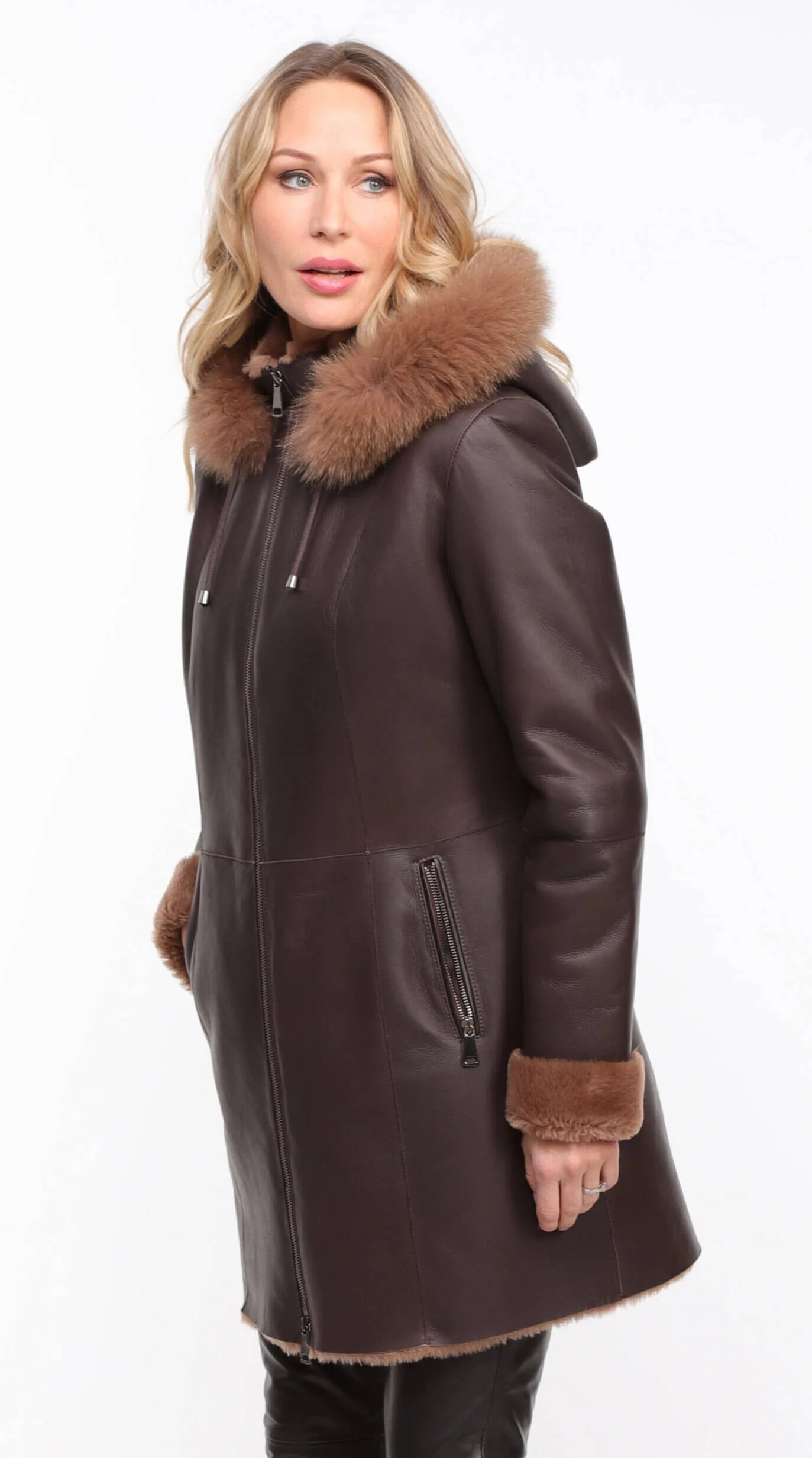 Women's chocolate hooded sheepskin coat \aurelia\